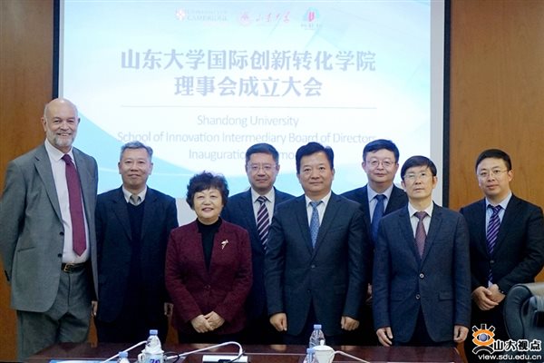 //www.qdxq.crxiaoshuo.com/__local/F/E1/CB/C75D1698E1A525497235DE640D3_914F7972_66563.jpg